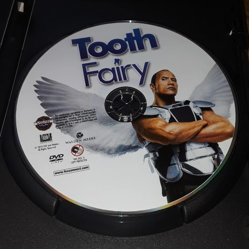 🗽Tooth Fairy Dwaye Johnson dvd/ BUNDLE ONLY - Picture 3 of 4